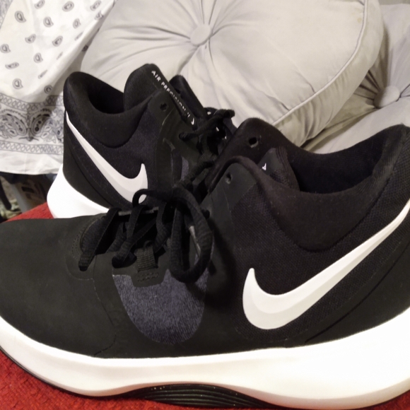 Nike Air Precision 2 Black and White Mens Size 6 - Picture 2 of 2
